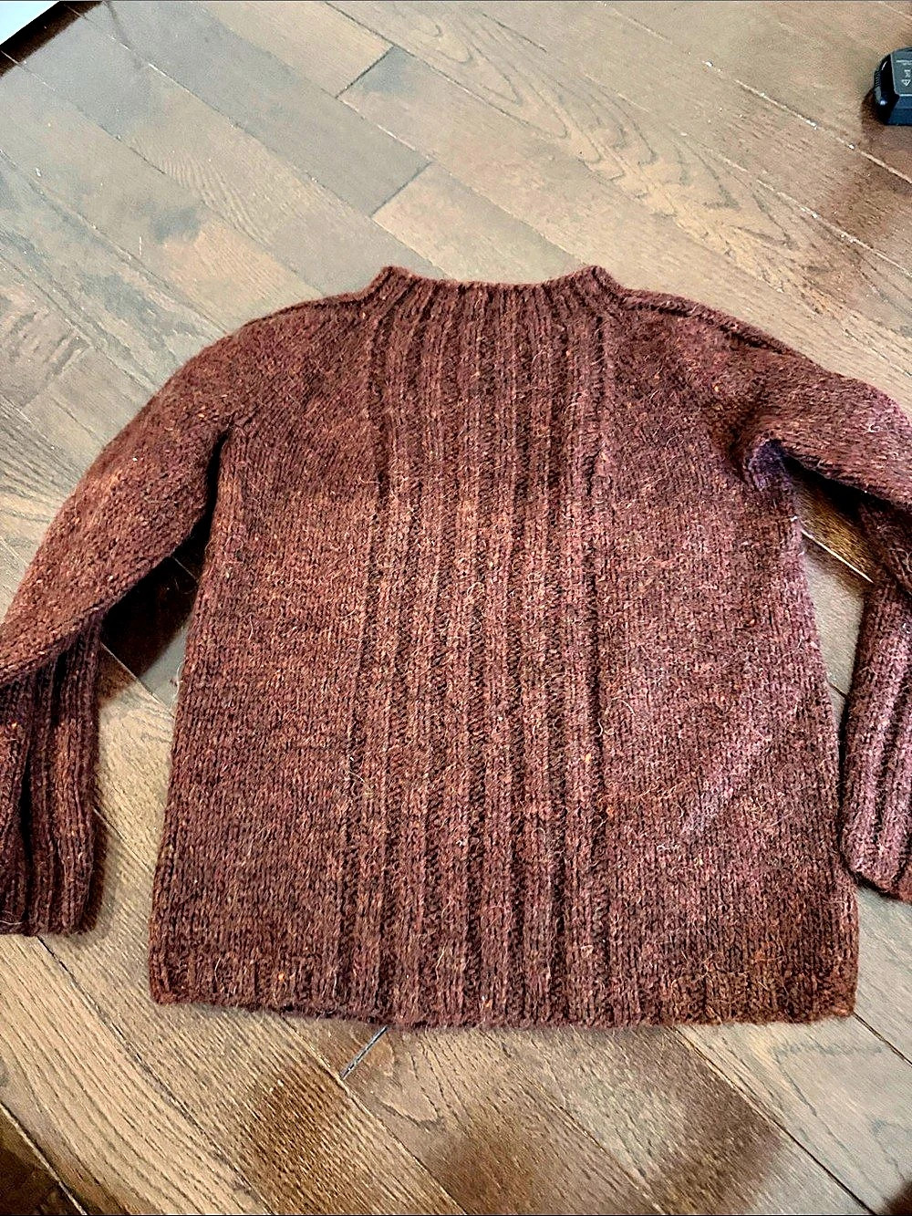 Maroon Crew Neck hand knitted wool Sweater from Iceland